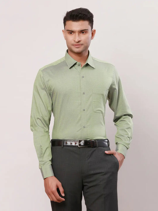 Raymond Men Red Stripe Contemporary Fit Cotton Cutaway Collar Shirt