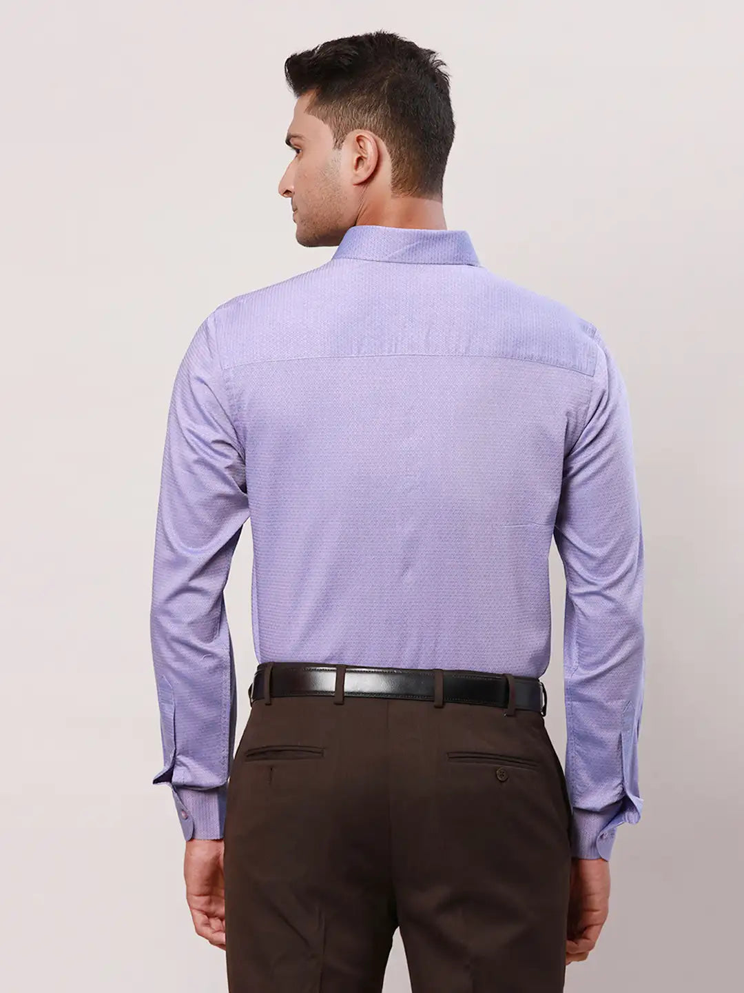 Raymond Men Violet Stripe Contemporary Fit Cotton Cutaway Collar Shirt