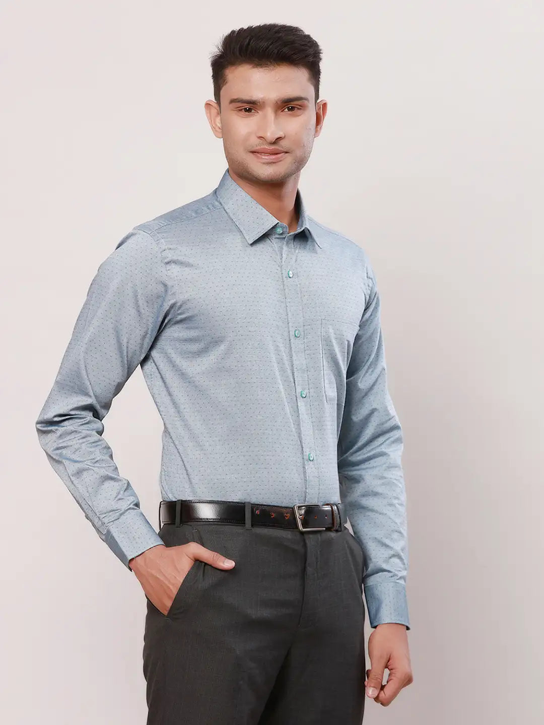 Raymond Men Red Checks Contemporary Fit Cotton Full Sleeve Cutaway Collar Shirt