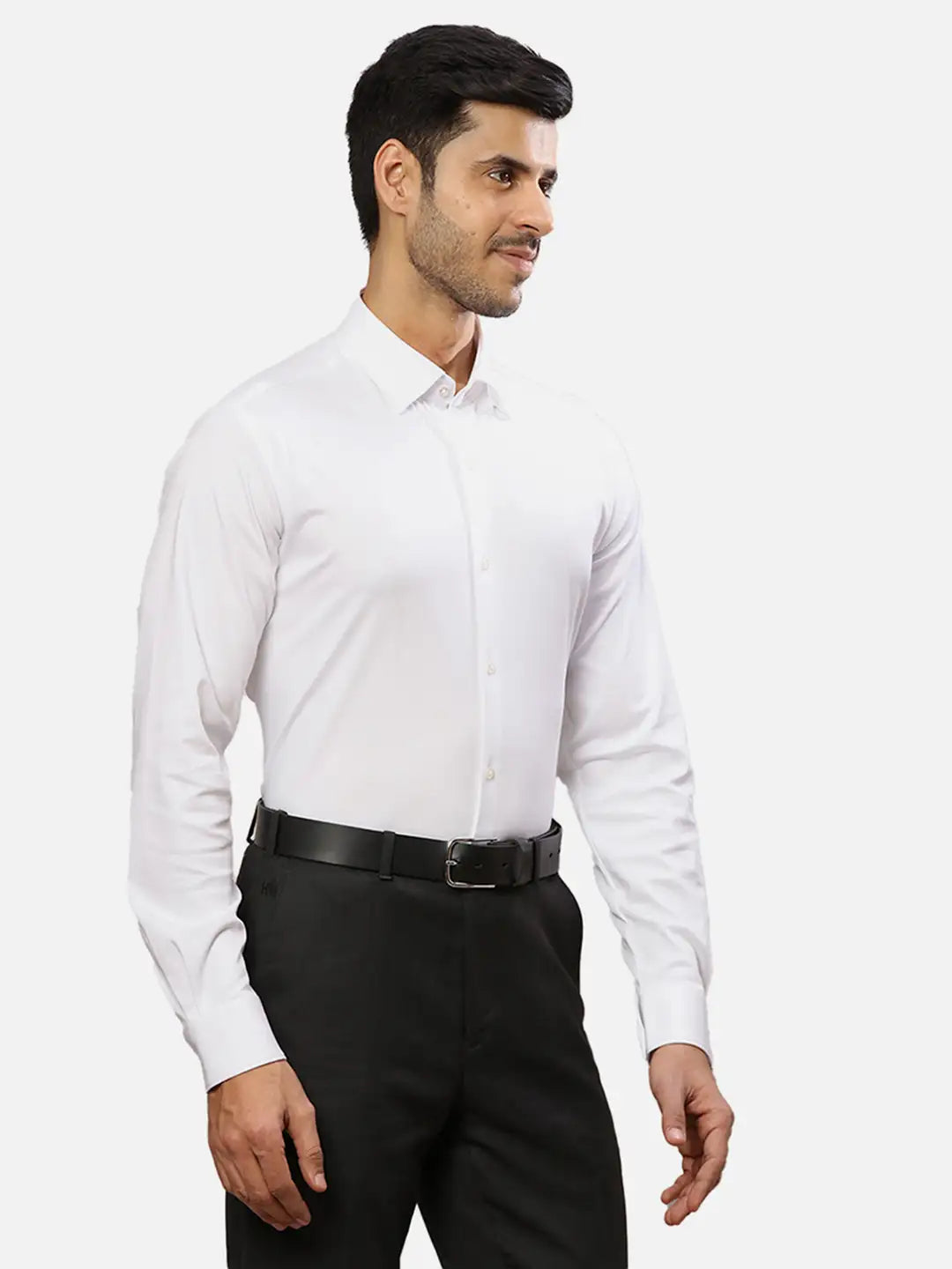 Raymond Men Red Structure Contemporary Fit Cotton Cut Away Collar Shirt