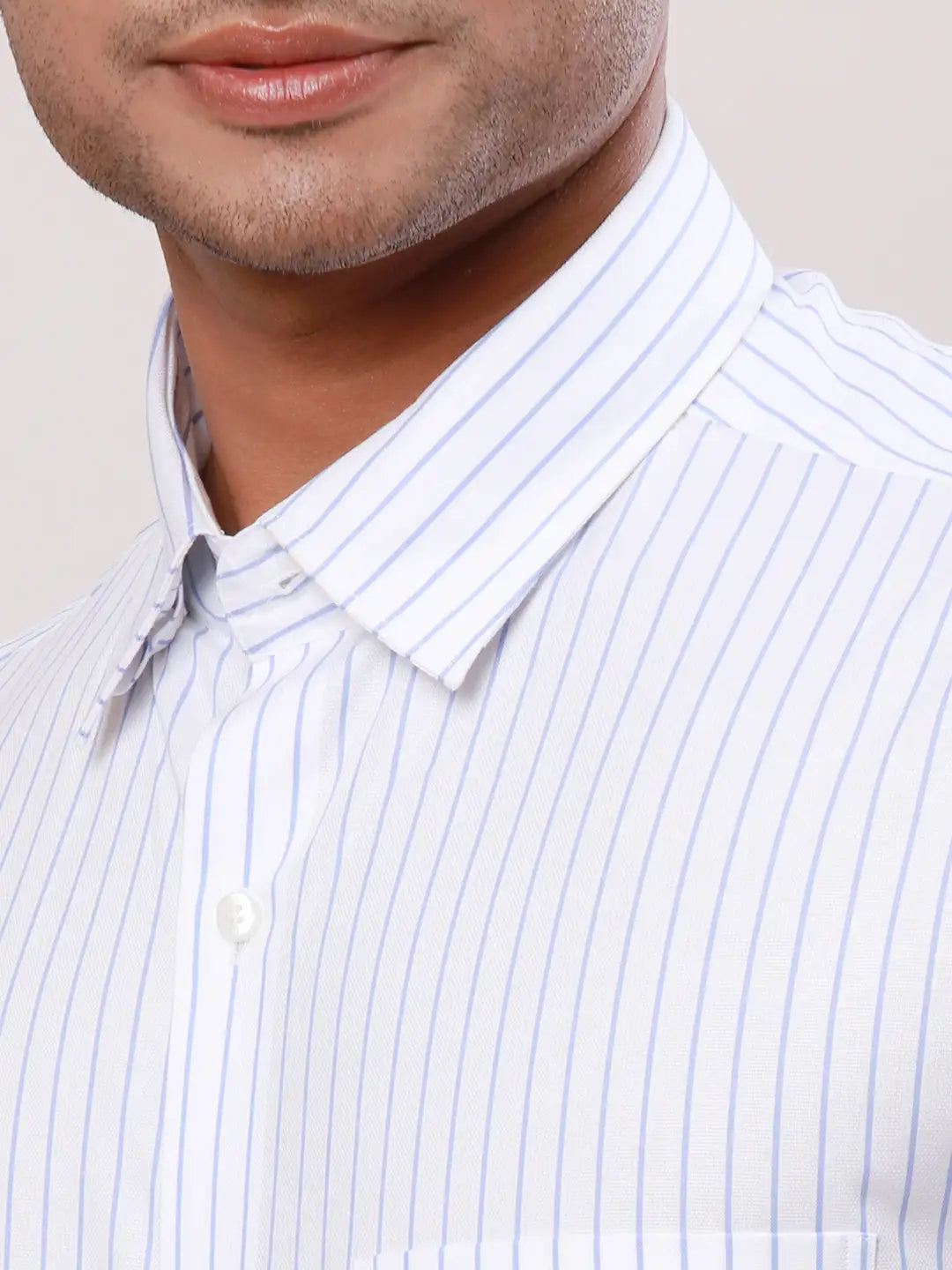 Raymond Men Green Stripe Contemporary Fit Cotton Cutaway Collar Shirt