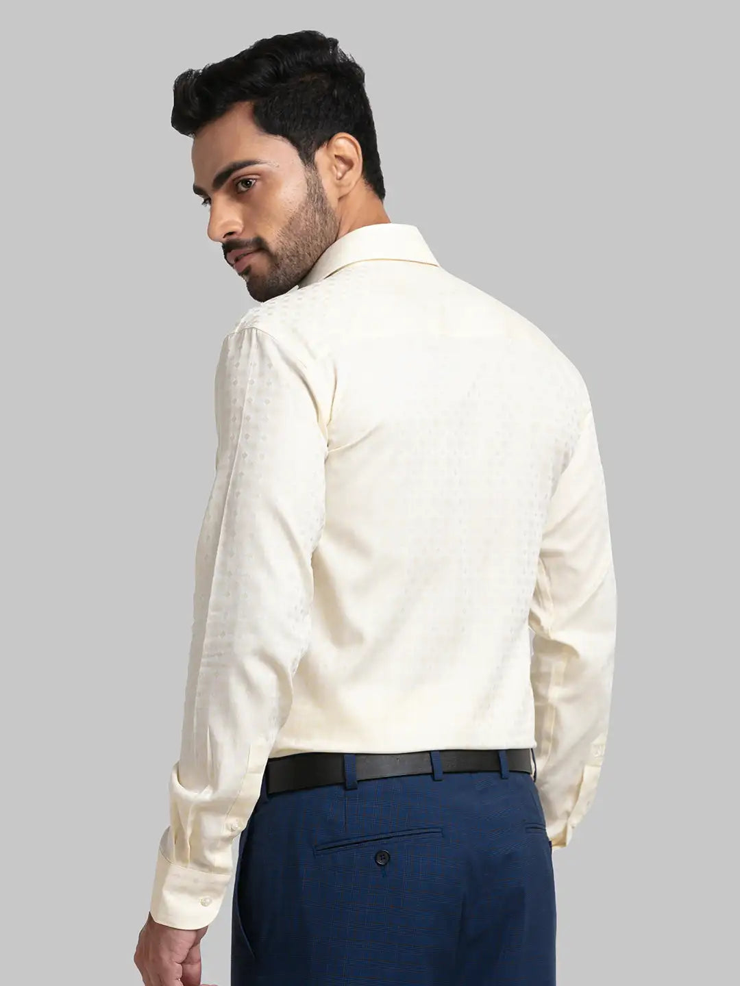 Men Regular Fit Yellow Shirt