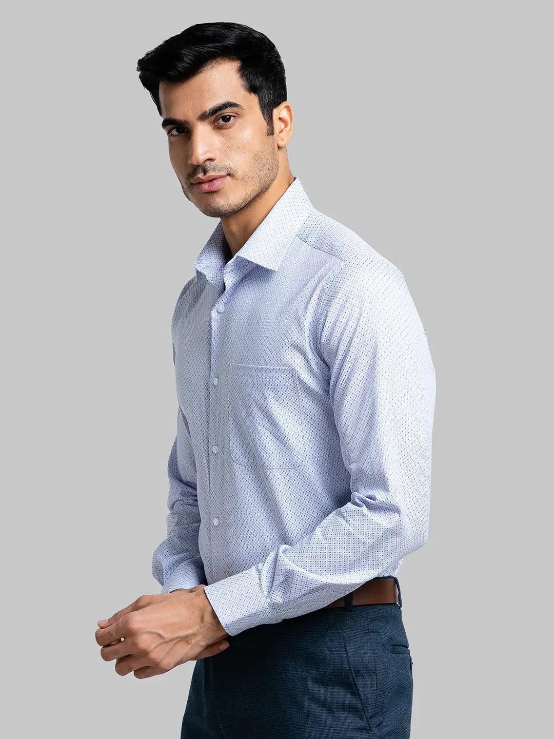 Men Slim Fit Medium Blue Shirt