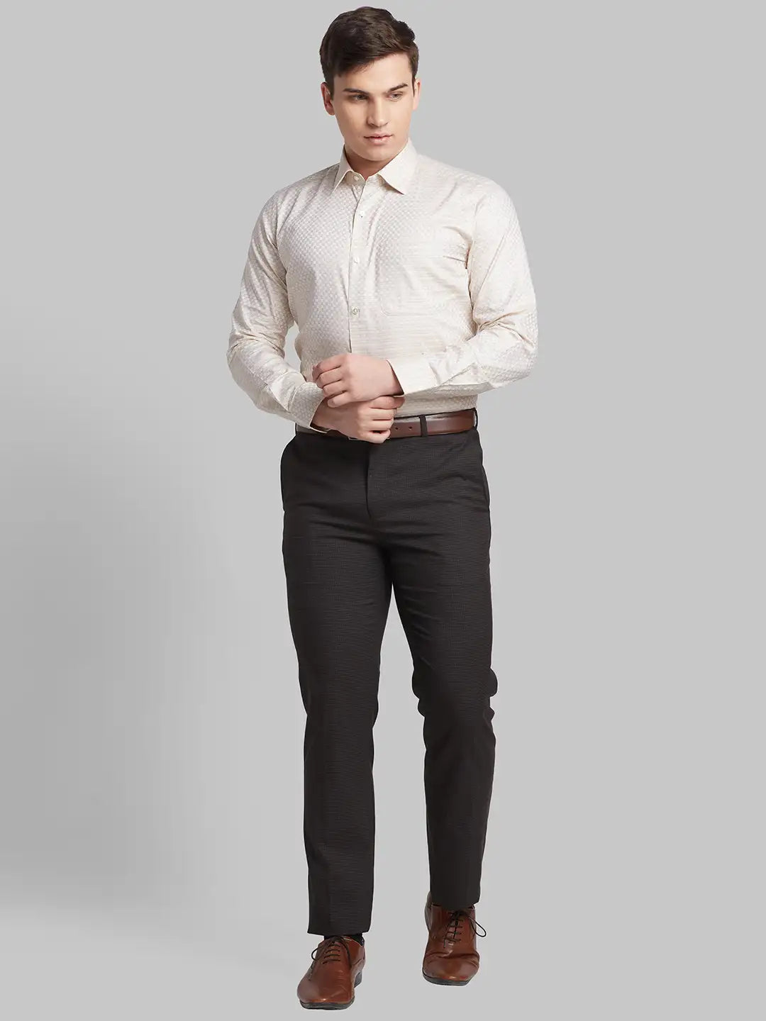 Men Blue Contemporary Fit Structure  Cotton   Shirts