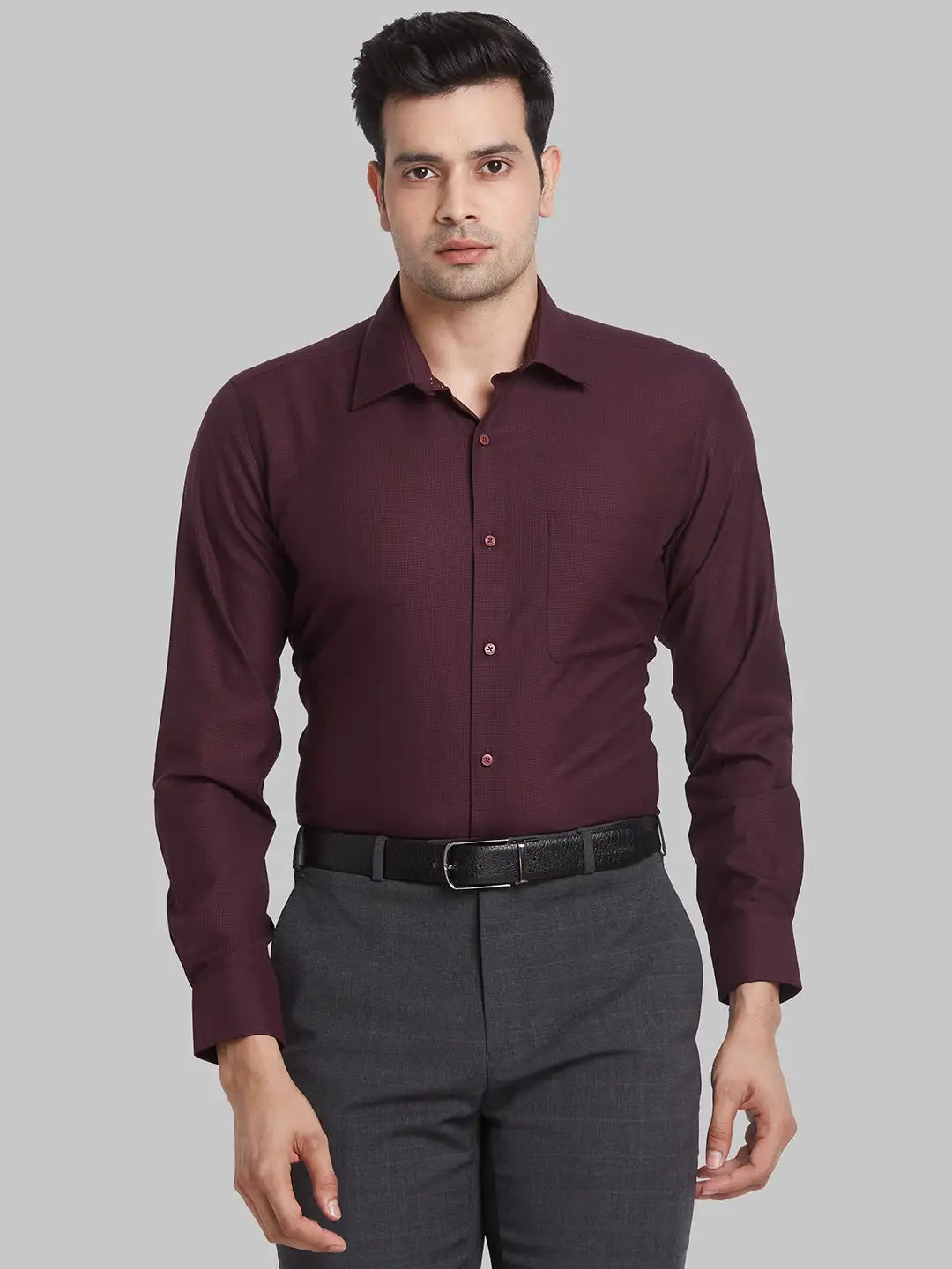 Raymond Men Green Solid Contemporary Fit Polyester Blend Shirt