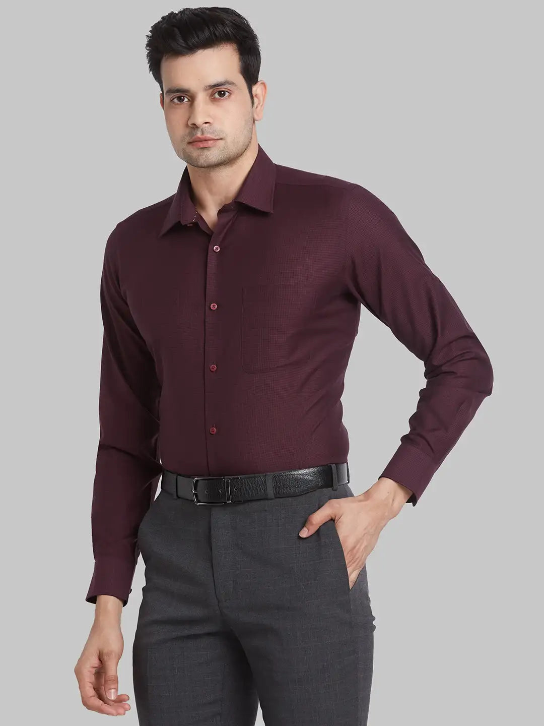 Raymond Men Green Solid Contemporary Fit Polyester Blend Shirt