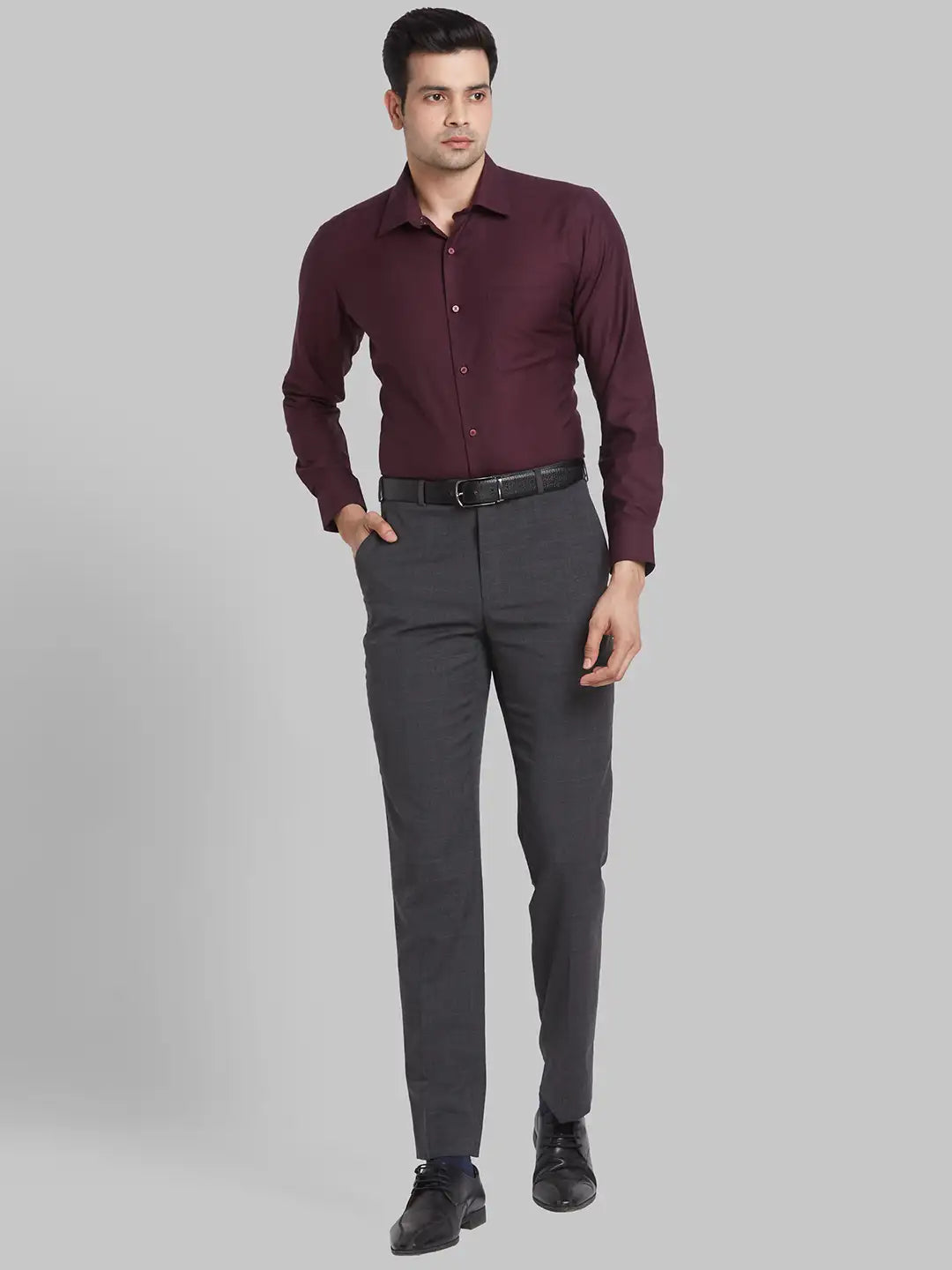Raymond Men Green Solid Contemporary Fit Polyester Blend Shirt