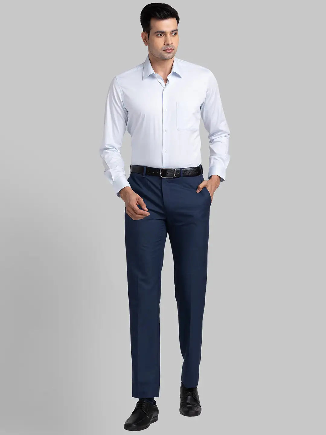 Raymond Men Grey Solid Contemporary Fit Cotton Blend Shirt