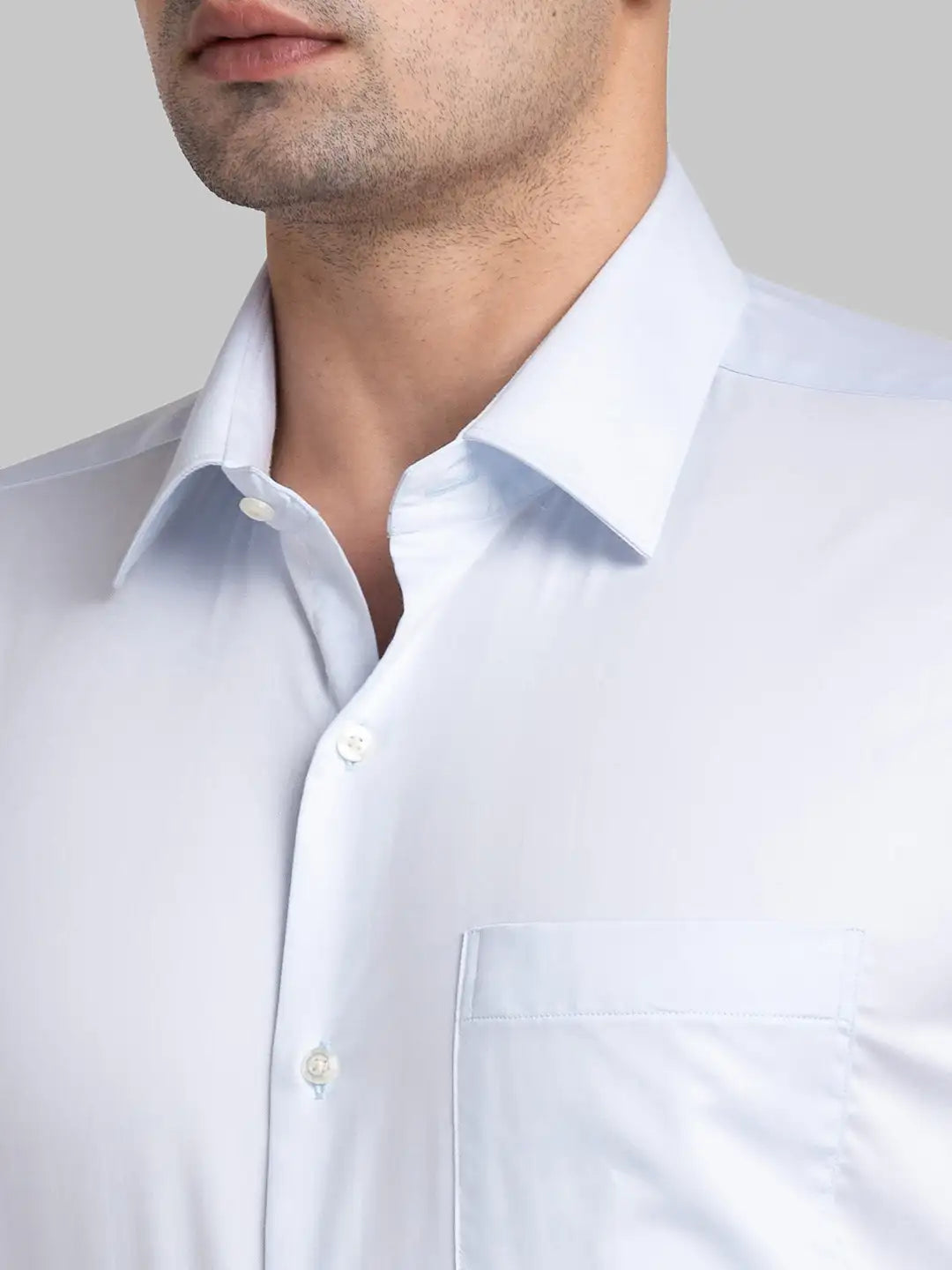 Raymond Men Grey Solid Contemporary Fit Cotton Blend Shirt