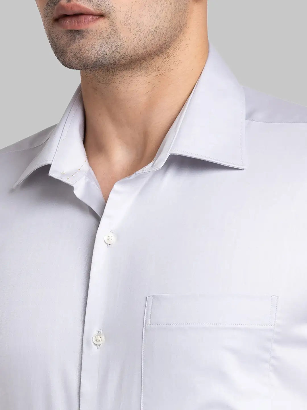 Raymond Men Red Solid Contemporary Fit Cotton Blend Shirt