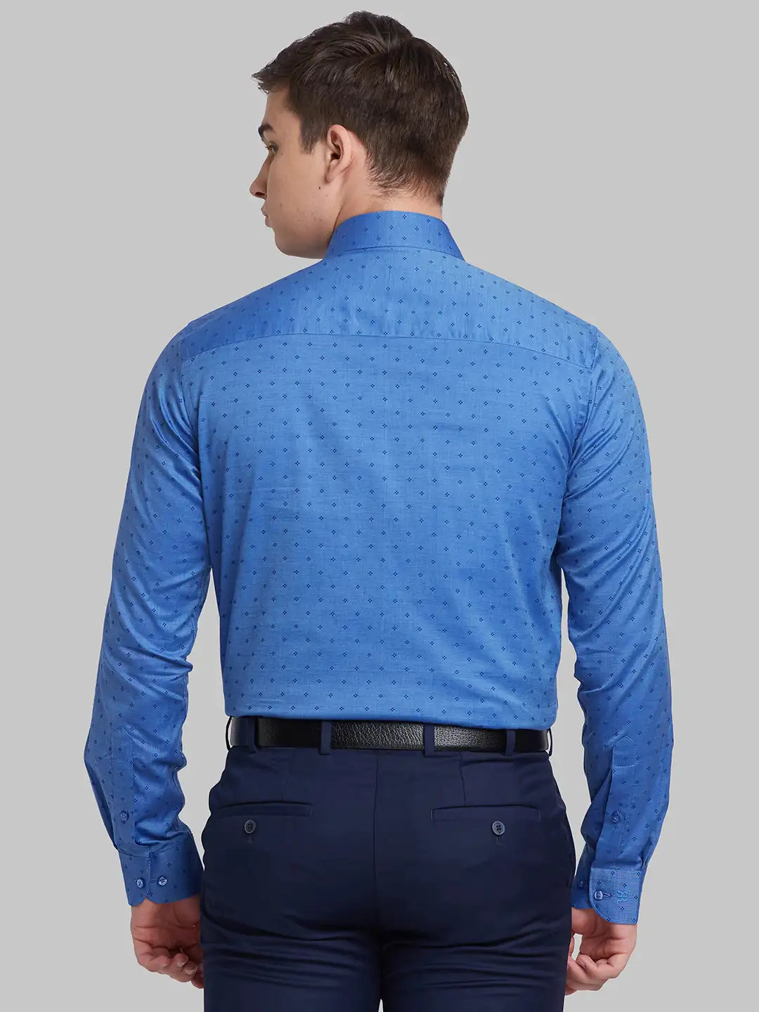 Men Green Contemporary Fit Structure  Cotton   Shirts