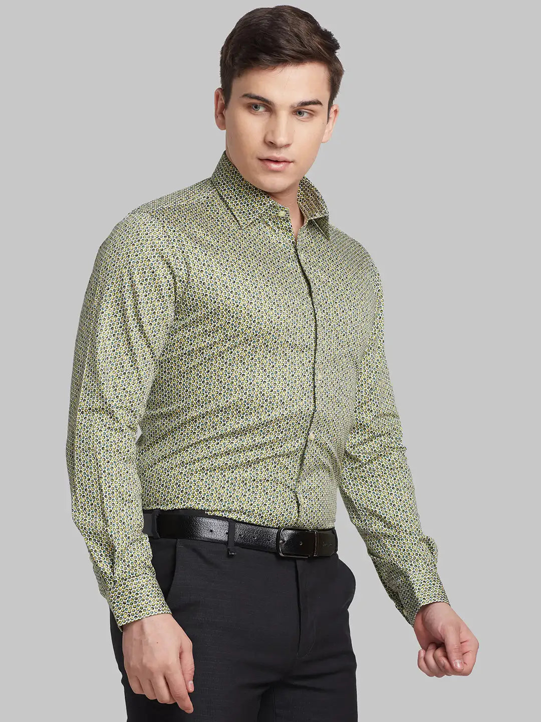 Men Contemporary Fit Green Shirt