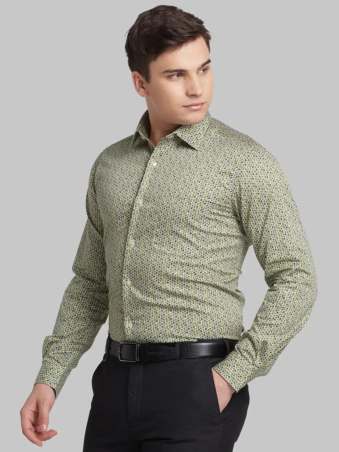 Men Contemporary Fit Green Shirt