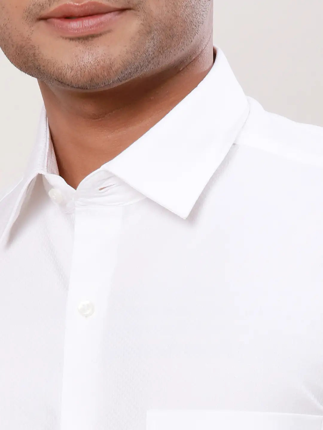 Raymond Men White Solid Contemporary Fit Cotton Shirt