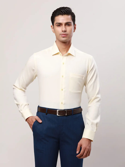 Raymond Men Blue Structure Contemporary Fit Cotton Cutaway Collar Shirt