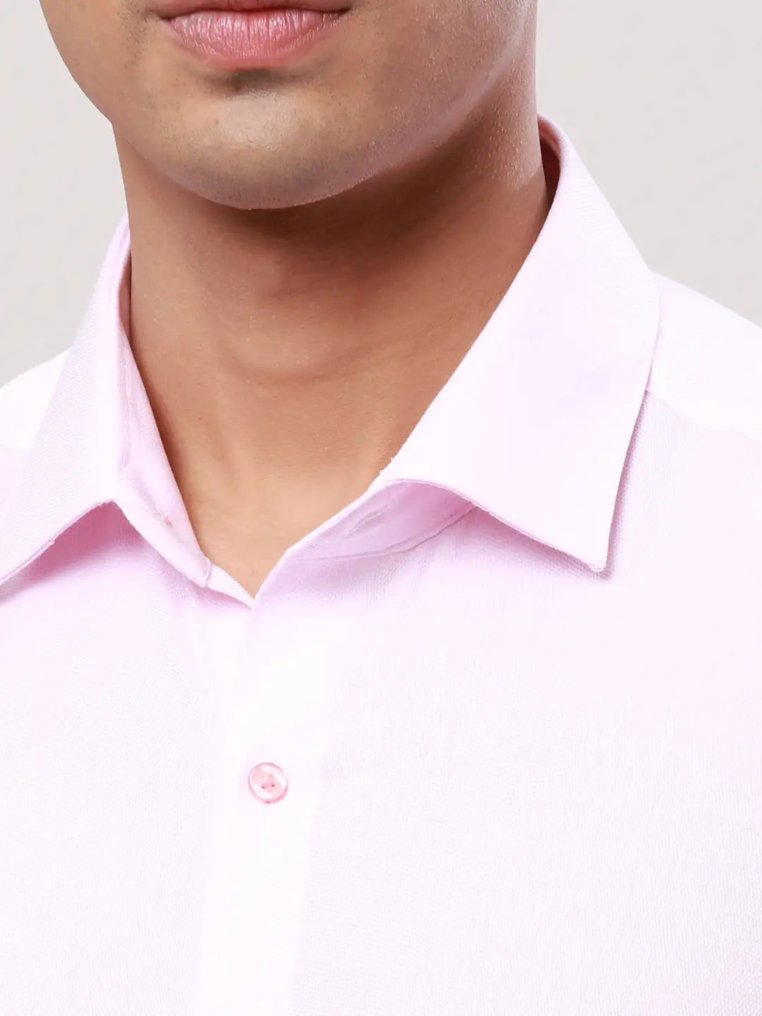 Raymond Men Violet Structure Contemporary Fit Cotton Cutaway Collar Shirt