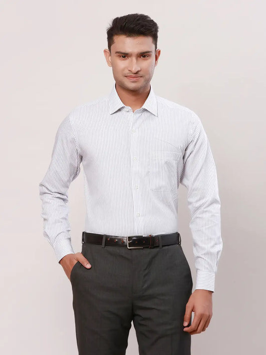 Raymond Men Blue Solid Contemporary Fit Cotton Cutaway Collar Shirt