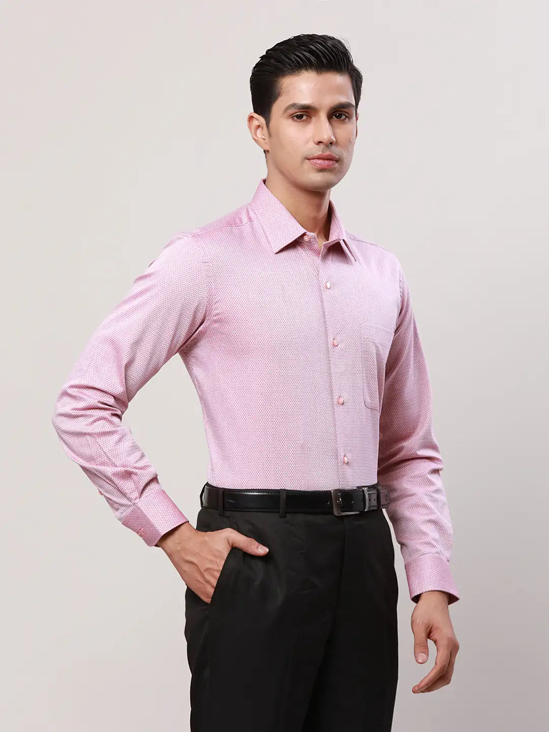 Raymond Men Orange Structure Contemporary Fit Cotton Cutaway Collar Shirt