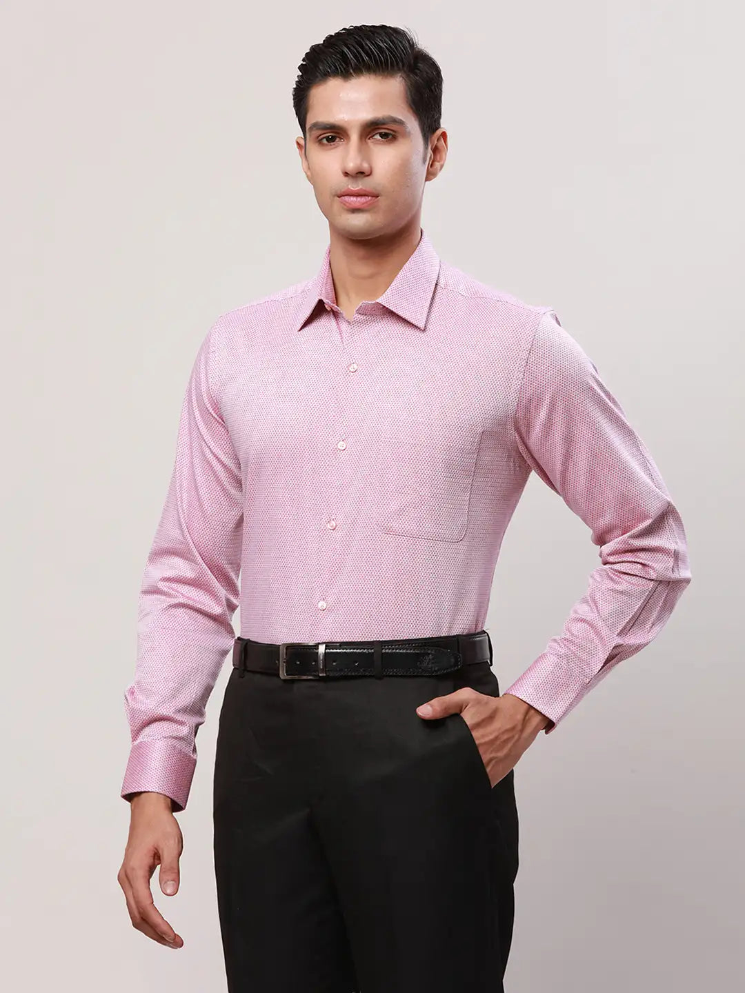 Raymond Men Orange Structure Contemporary Fit Cotton Cutaway Collar Shirt