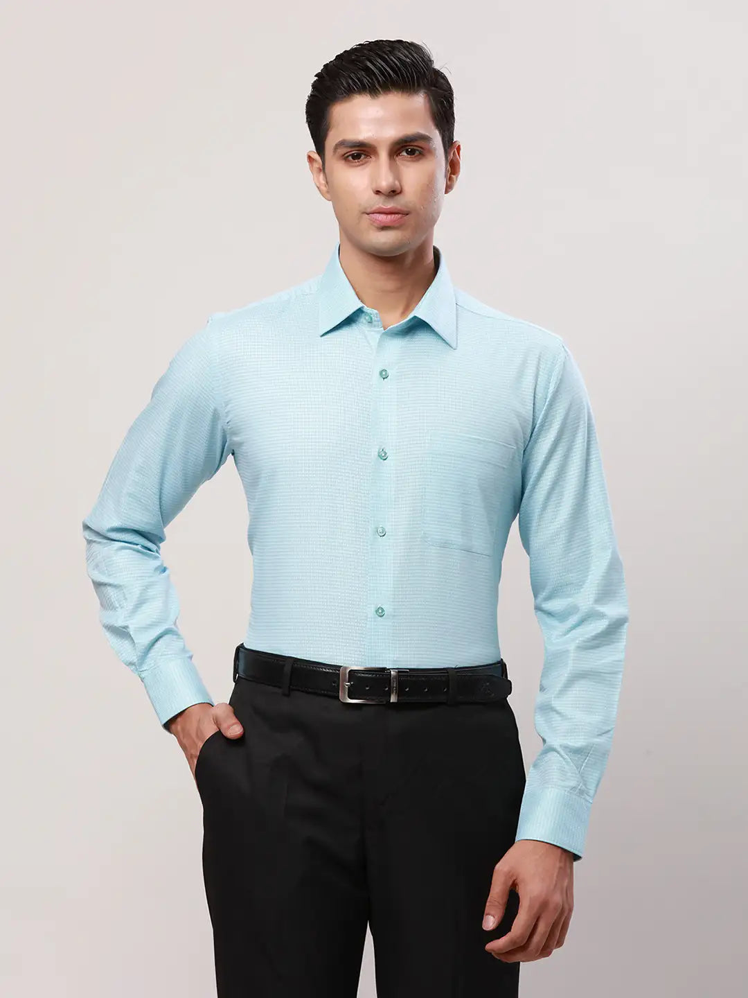Raymond Men Yellow Checks Contemporary Fit Cotton Cutaway Collar Shirt