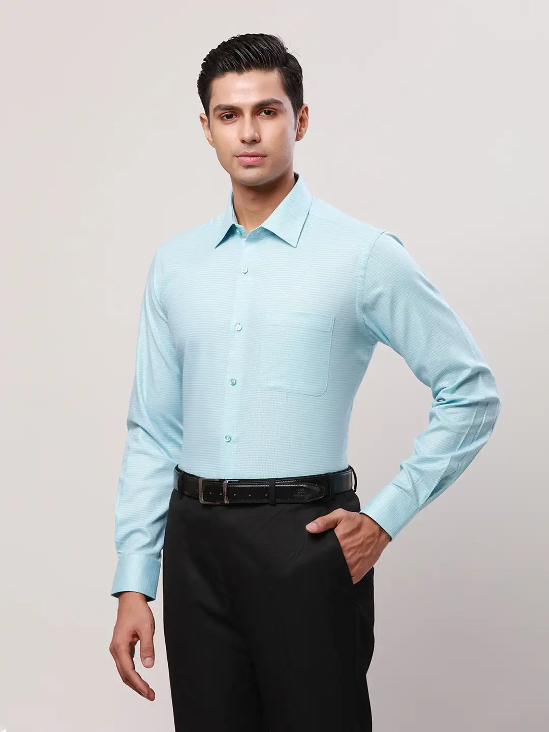 Raymond Men Yellow Checks Contemporary Fit Cotton Cutaway Collar Shirt