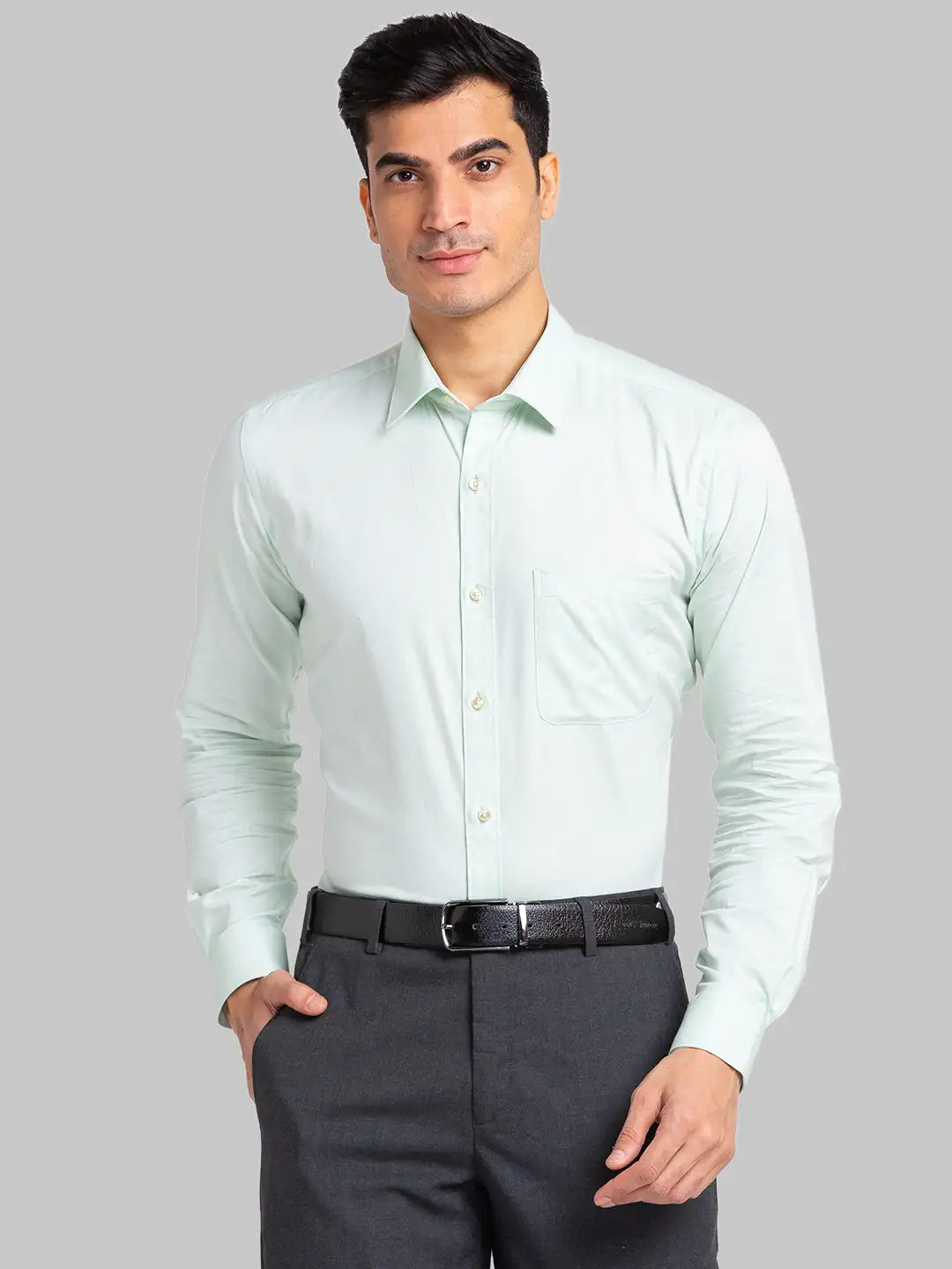 Raymond Men Blue Solid Slim Fit Cotton Shirt