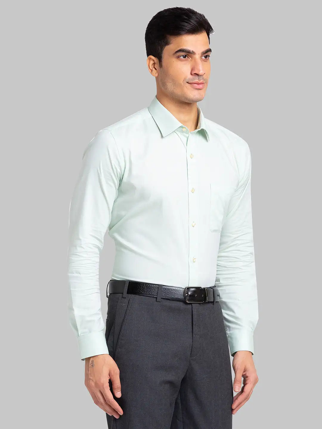 Raymond Men Blue Solid Slim Fit Cotton Shirt