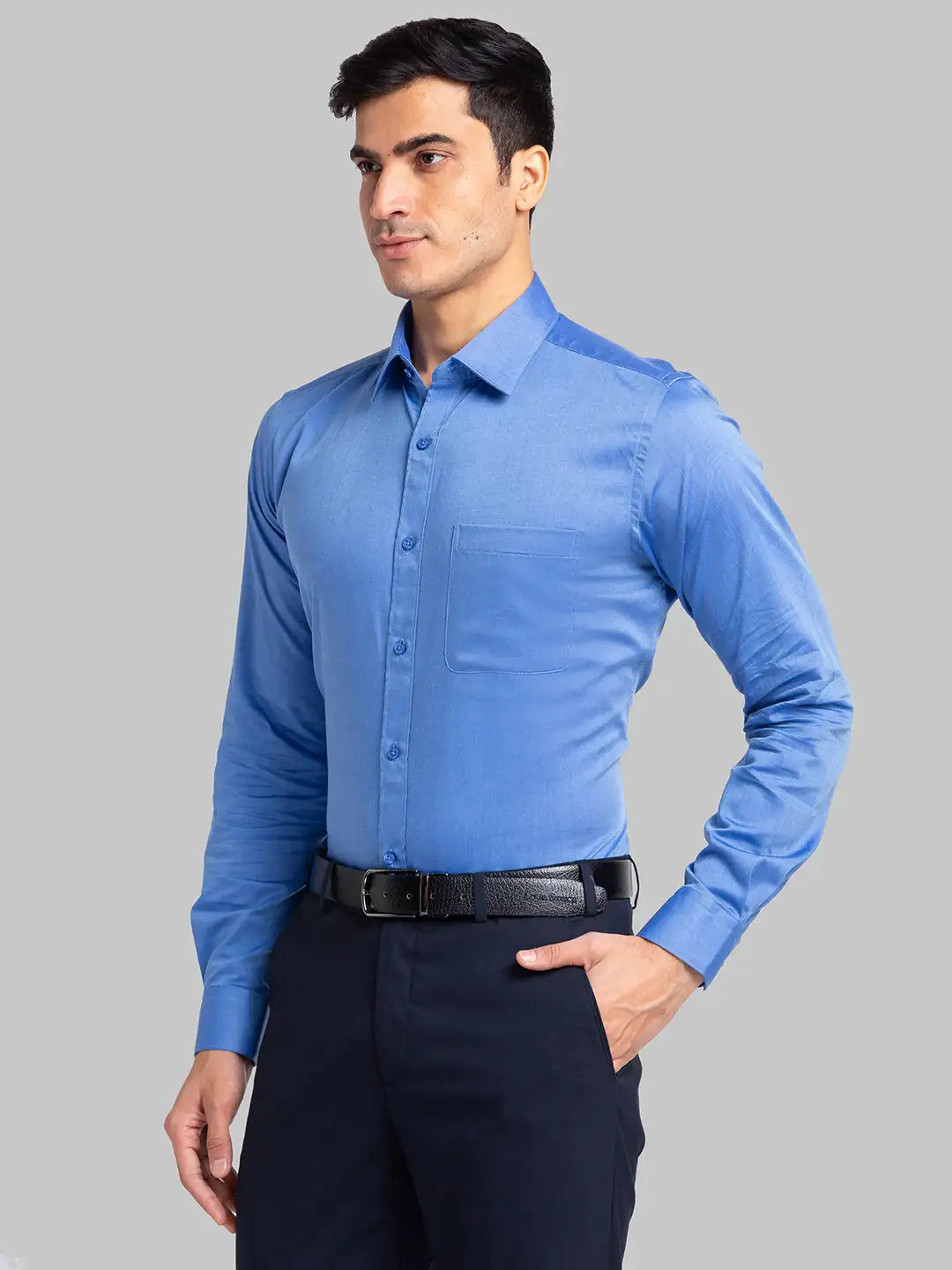 Raymond Men Blue Solid Slim Fit Cotton Shirt