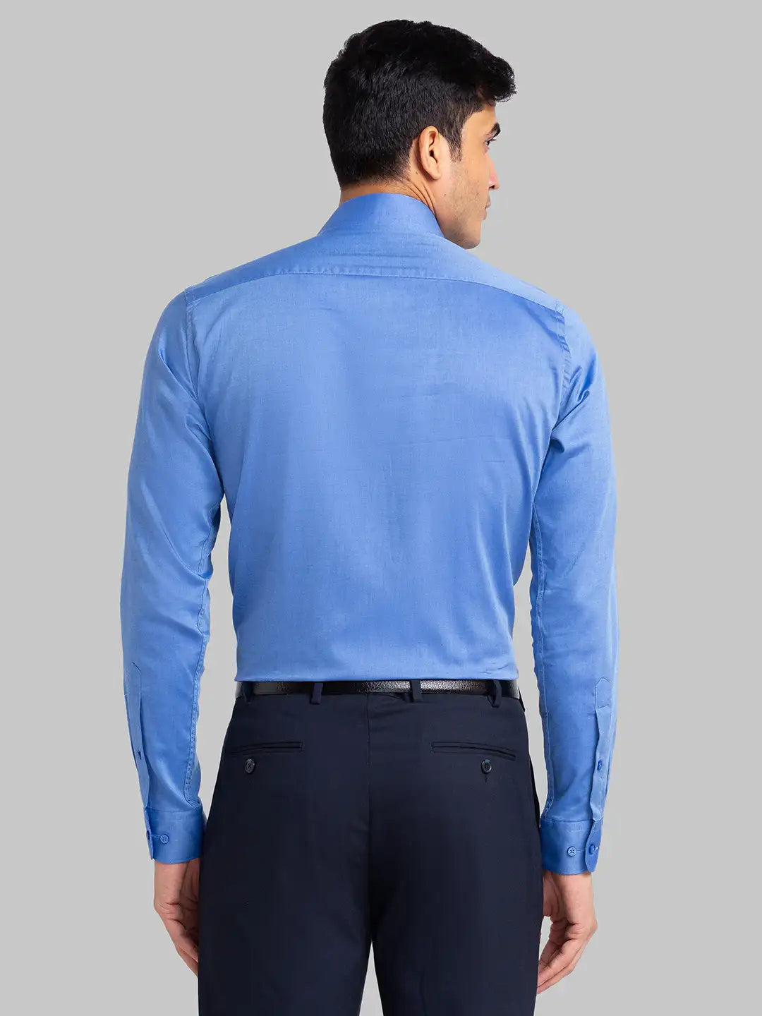 Raymond Men Blue Solid Slim Fit Cotton Shirt