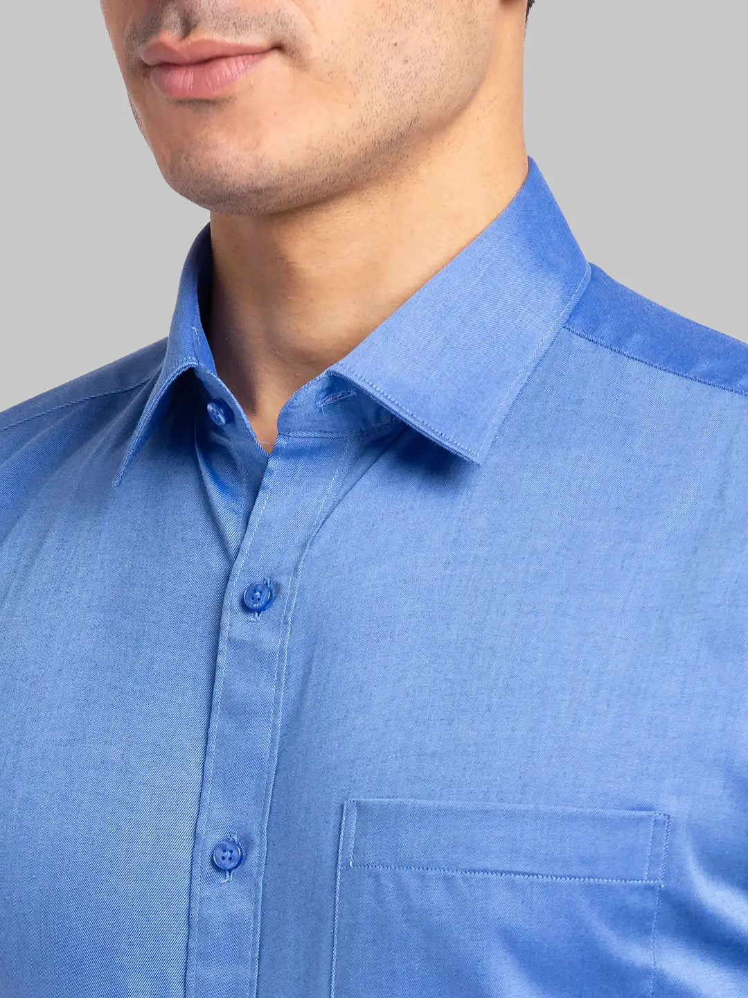 Raymond Men Blue Solid Slim Fit Cotton Shirt