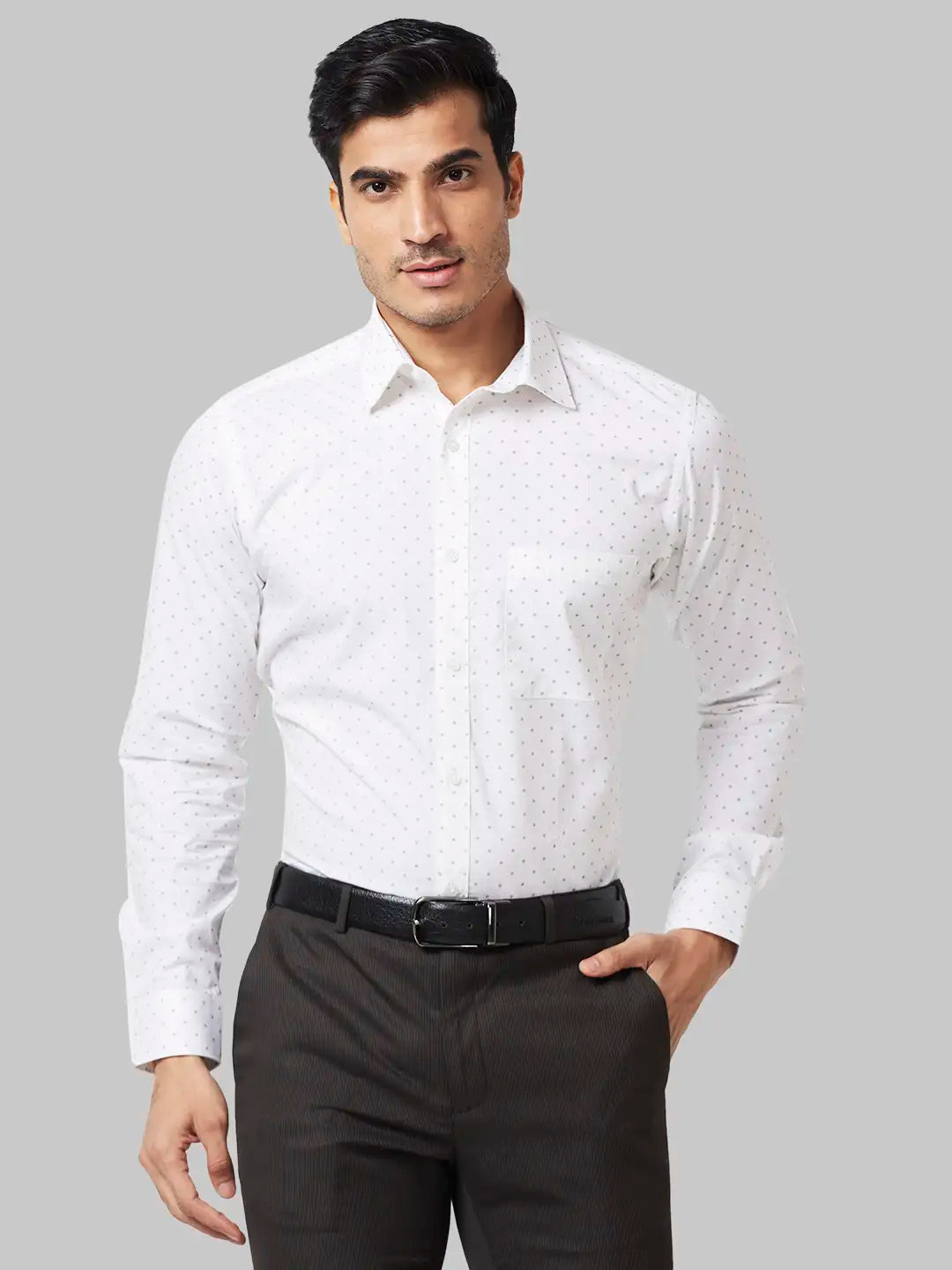 Raymond Men Grey Slim Fit Checkered Polyester Rayon - - Trouser