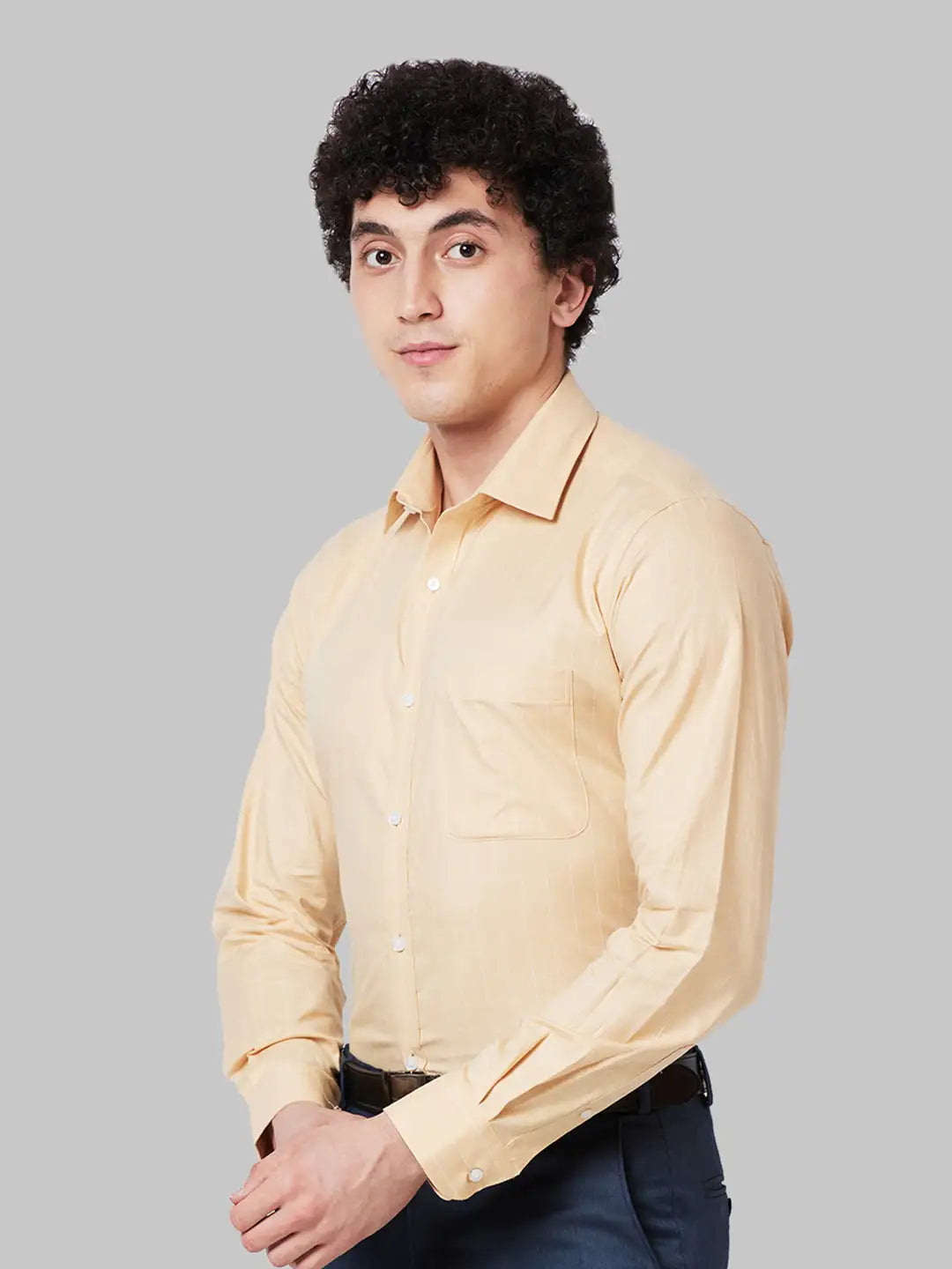 Raymond Men Blue Slim Fit Structure Cotton Shirts