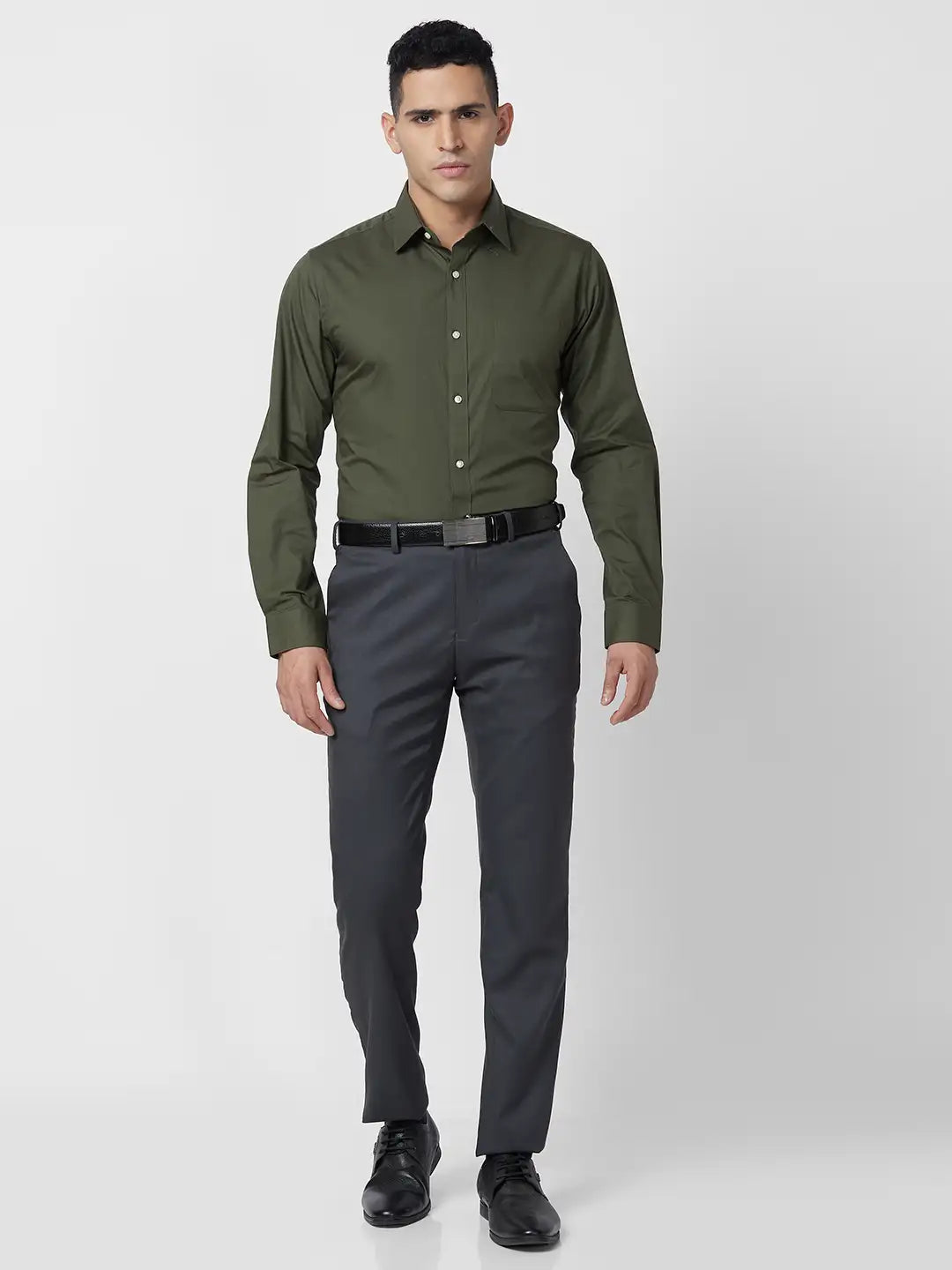 Raymond Men Blue Solid Slim Fit Cotton Shirt