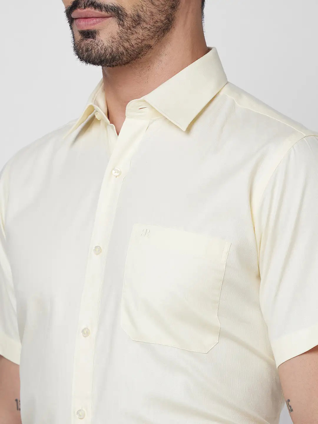 Raymond Men Blue Solid Slim Fit Polyester Blend Trouser