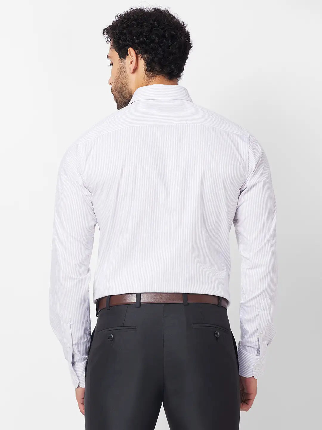 Raymond Men Blue Structure Slim Fit Cotton Cutaway Collar Shirt