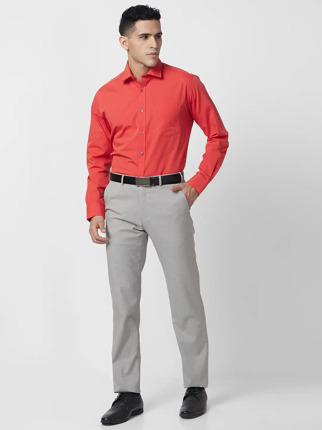 Raymond Men Blue Structure Slim Fit Polyester Blend Trouser