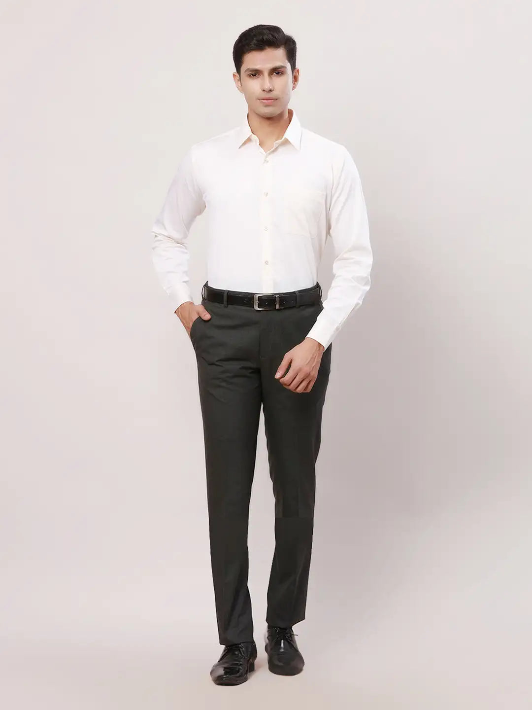 Raymond Men Blue Checks Slim Fit Polyester Blend Trouser