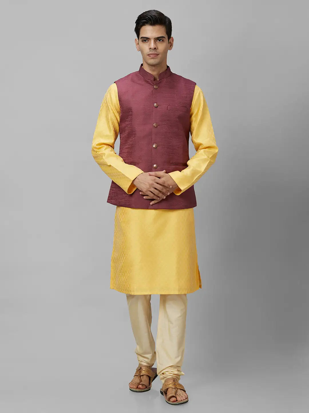 Men White Structure Polyester Bundi