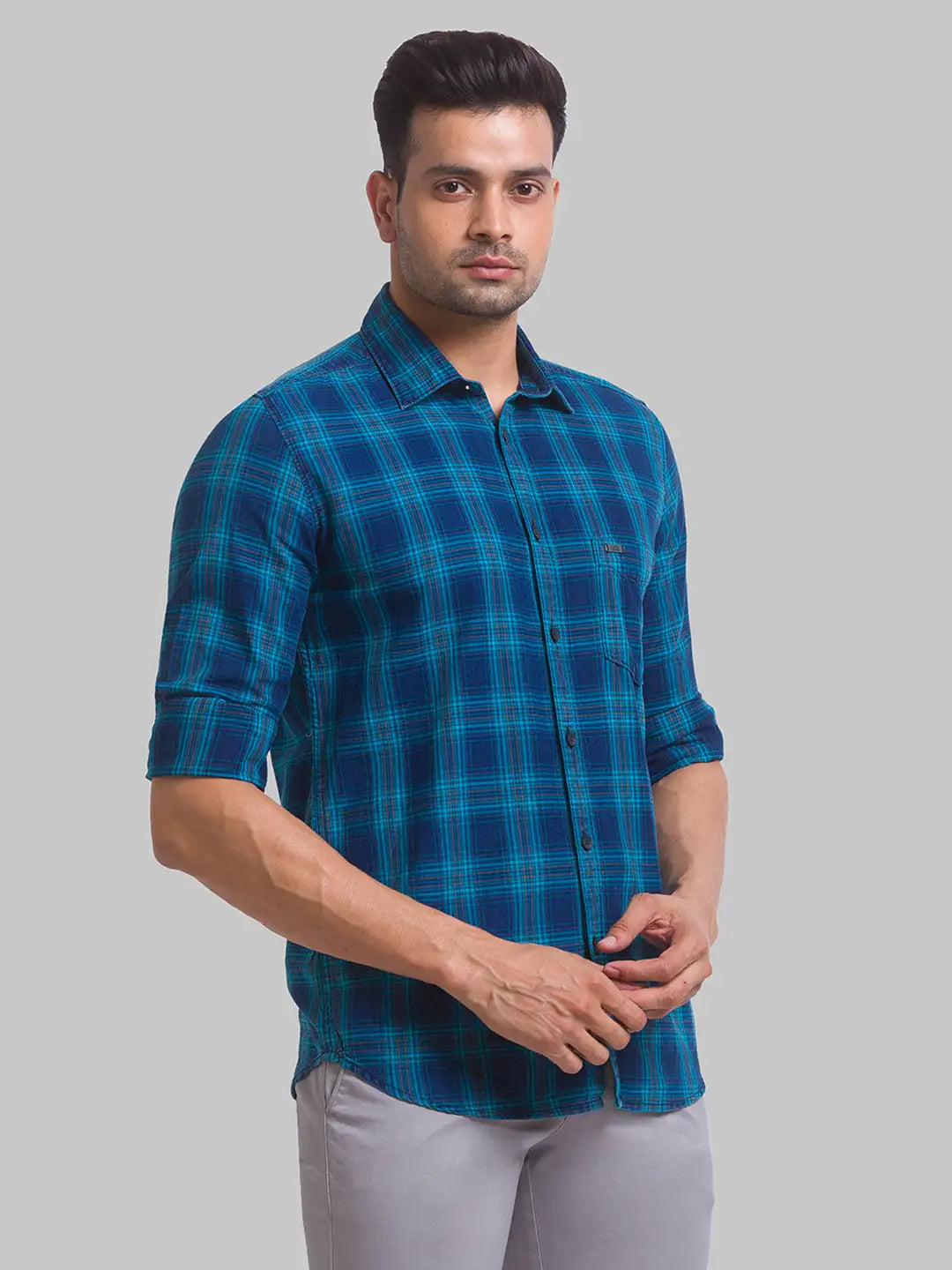 Men Slim Tapered Fit Blue Jeans