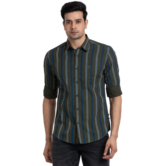 Parx Men Brown Checks Slim Fit Cotton Full Sleeve Cutway Collar Shirt