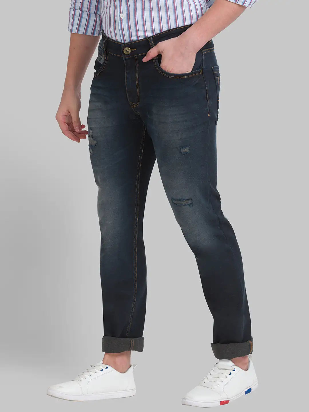 Men Tapered Fit Blue Jeans