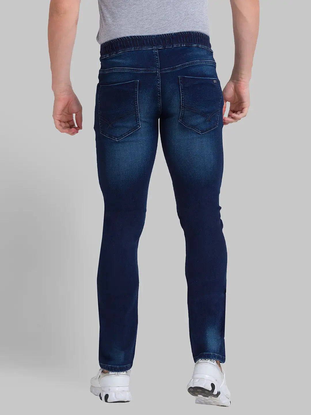 Men Tapered Fit Light Blue Jeans