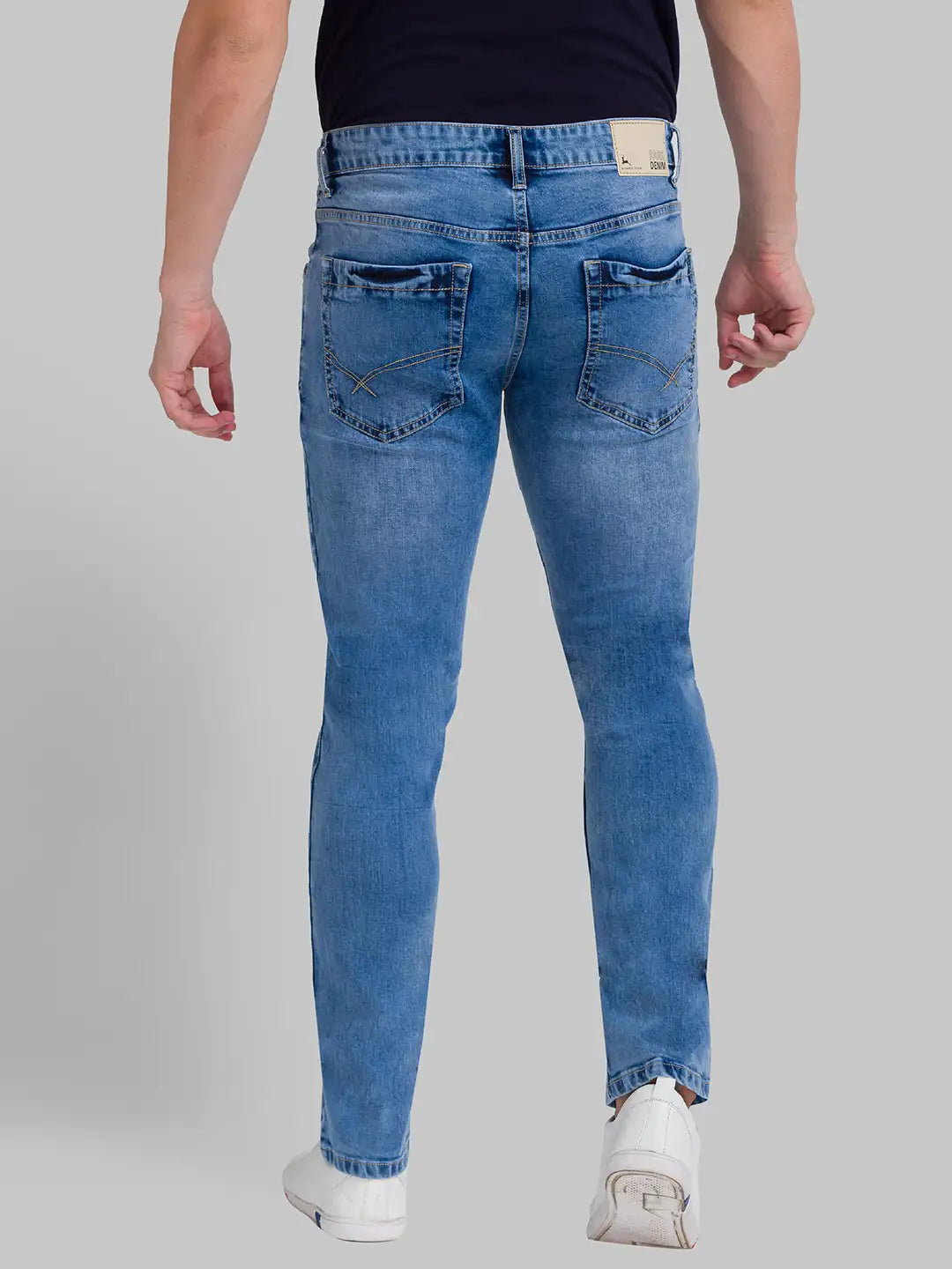 Men Tapered Fit Blue Jeans