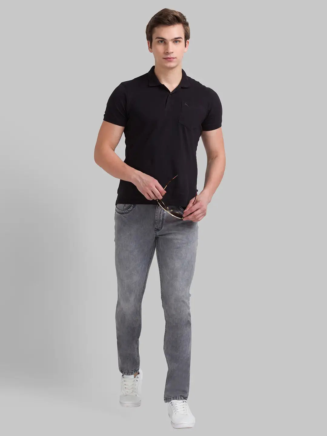 Men Tapered Fit Black Jeans