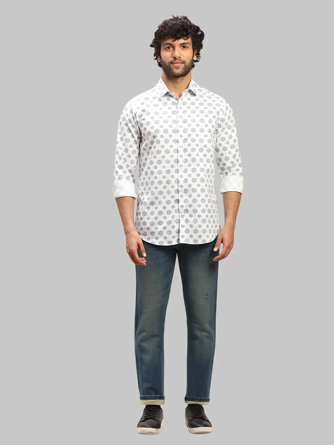 Men Tapered Fit Grey Chinos