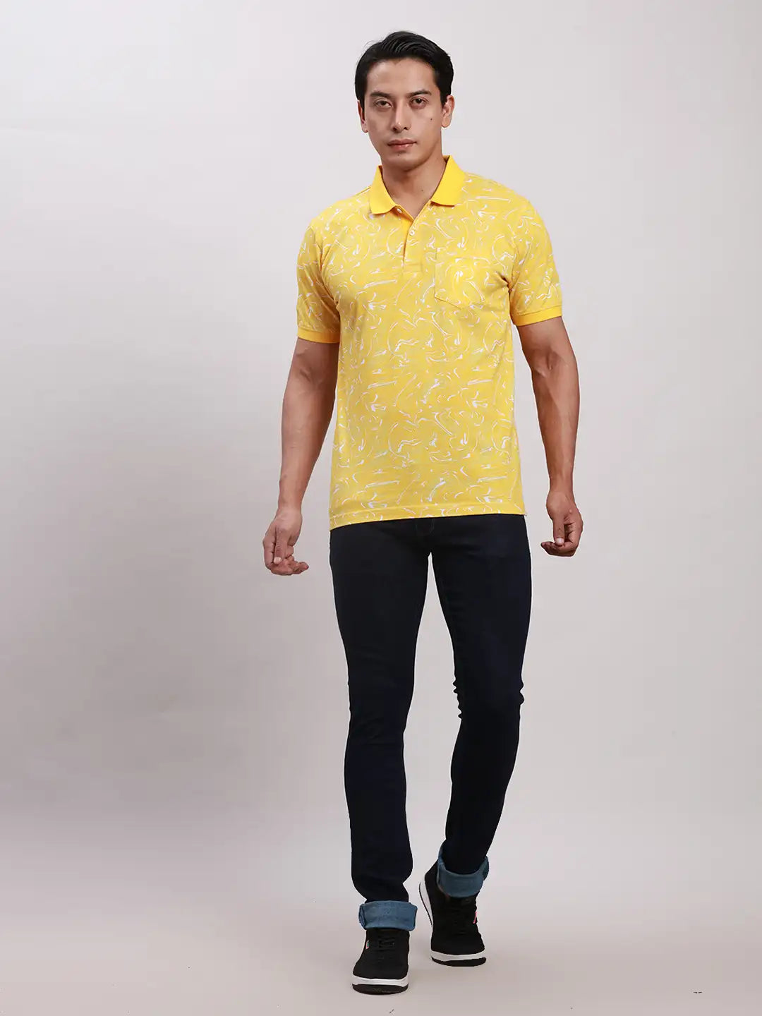 Men Blue Slim Tapered Fit Jacquard Cotton Blend Jeans