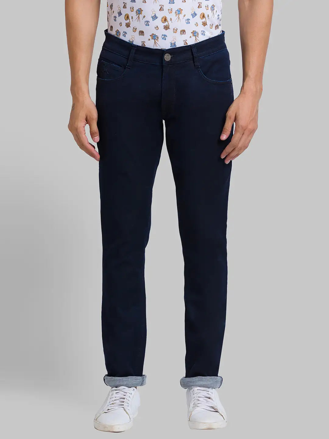 Men Tapered Fit Blue Jeans