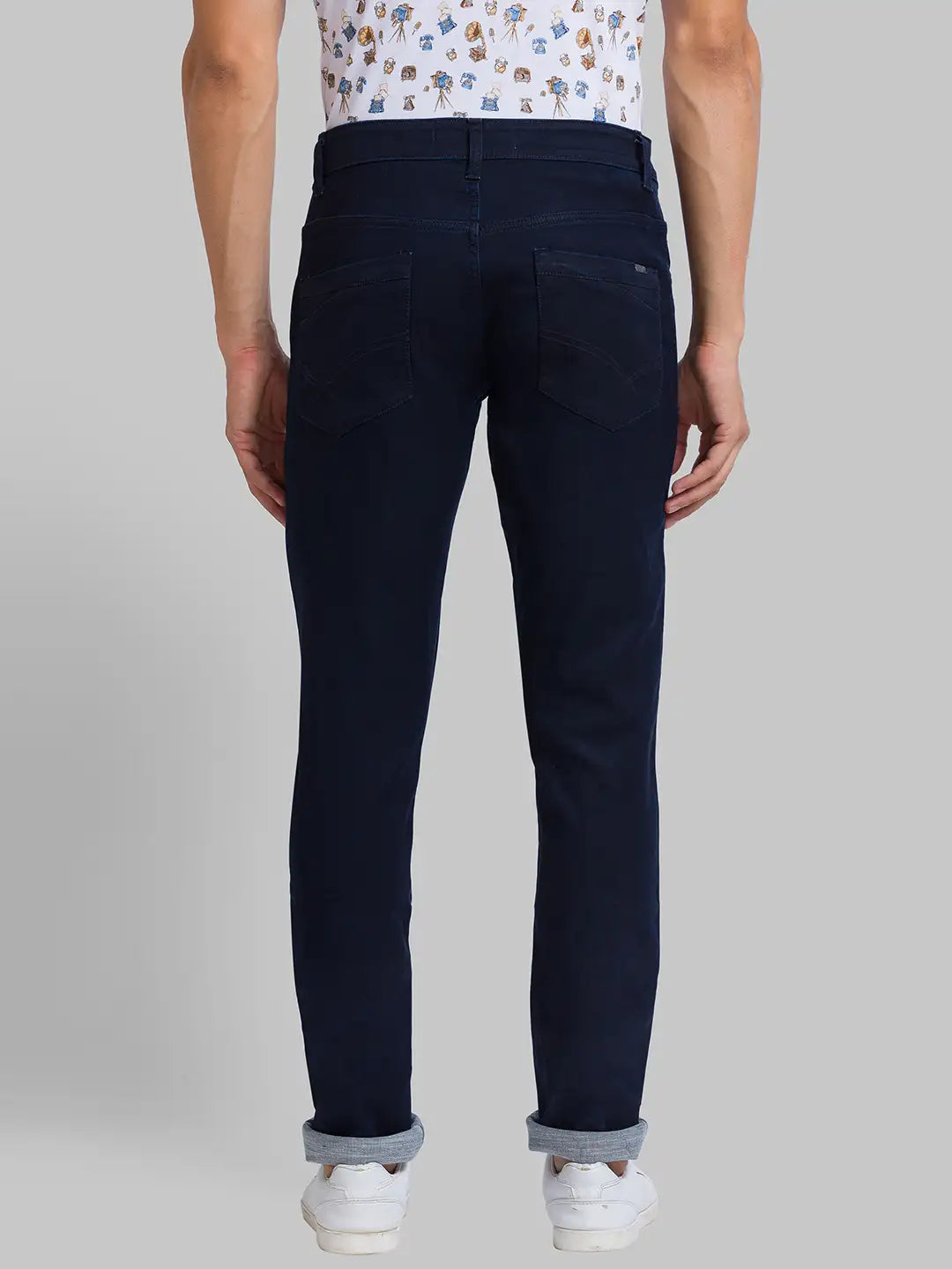 Men Tapered Fit Blue Jeans