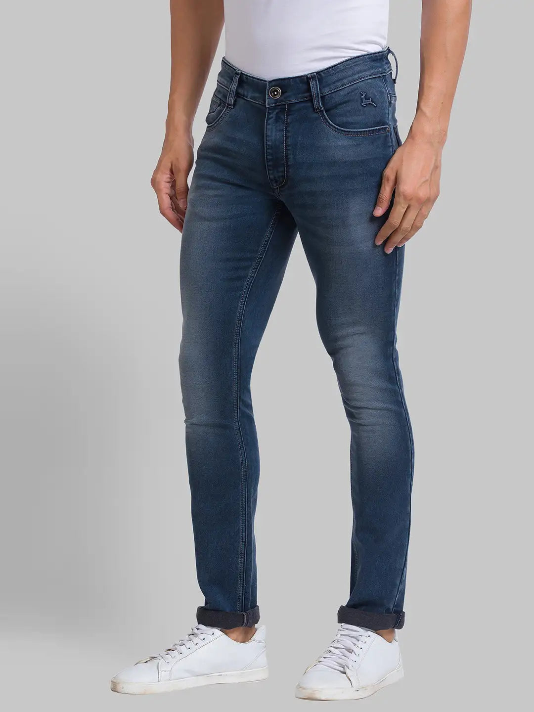 Men Tapered Fit Blue Jeans