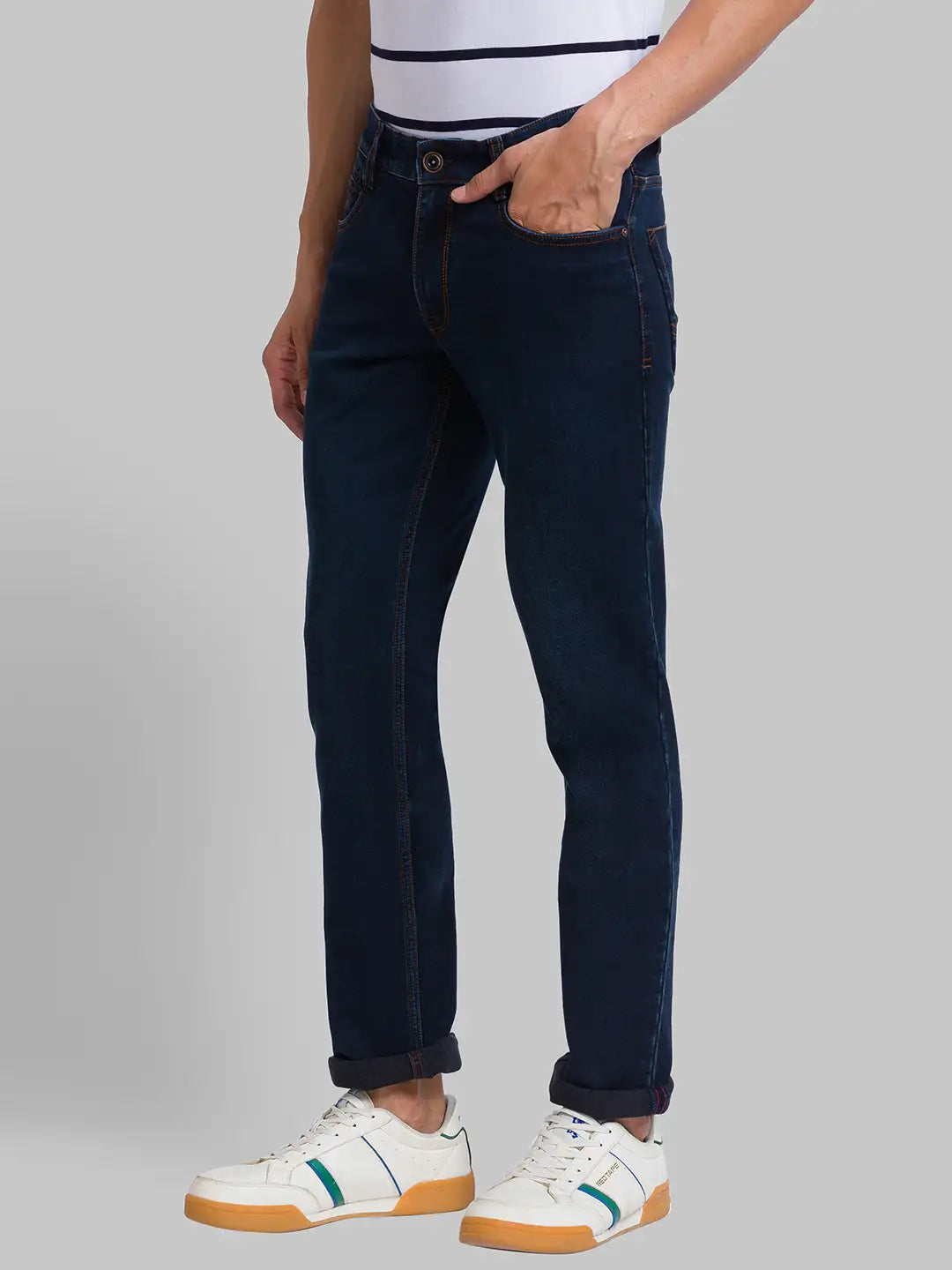 Men Blue Slim Tapered Fit Twill Cotton Blend   Jeans